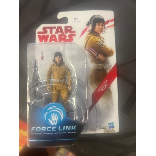 038 - Star Wars The Last Jedi Force Link Action Figure Resistant Tech Rose 3.75”