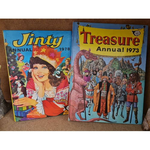 269 - 2 vintage annuals