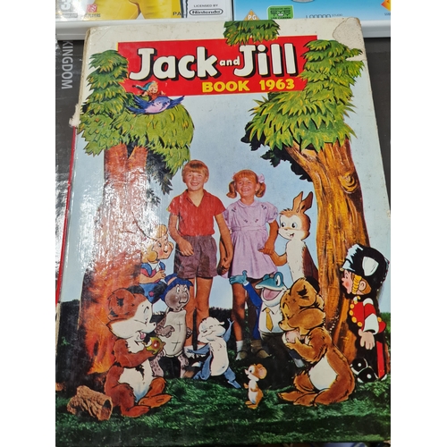 015H - Vintage jack & jill book 1963