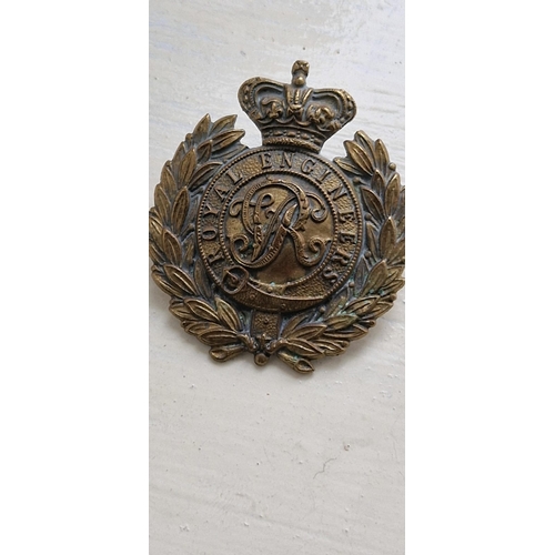 380 - Royal engineers brass cap badge