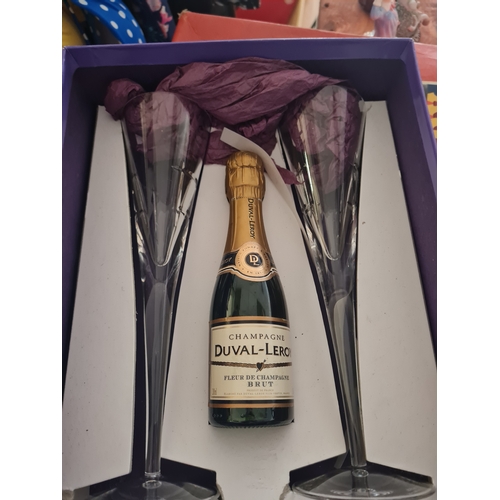 1E - Boxed tyrone crystal glass & champagne