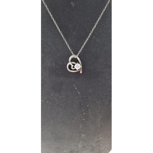 59H - . 925 silver pendant and chain