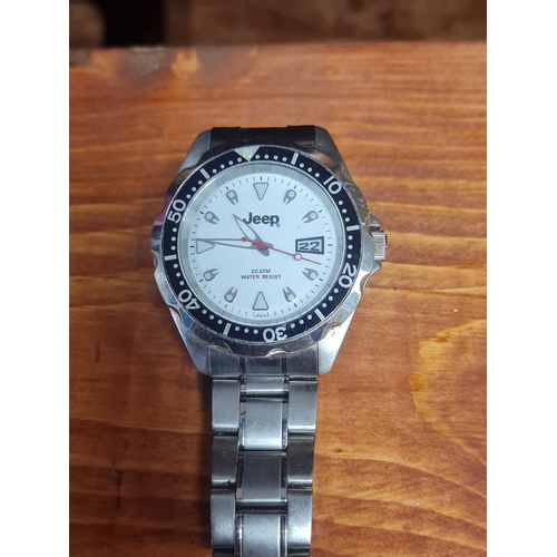 39O - Gents jeep watch