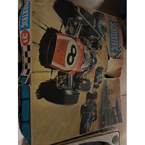 18D - Vintage scalextric set as seen