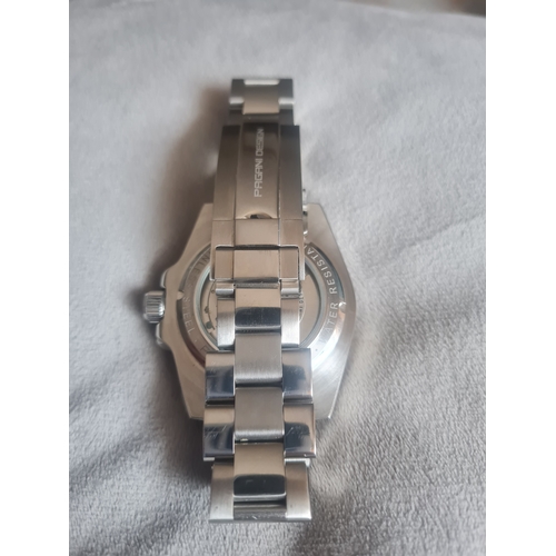 621 - Heavy duty automatic watch 

Untested