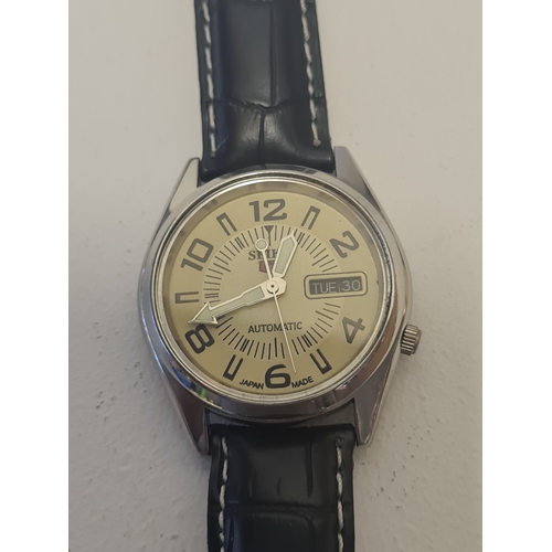 2C - Vintage seiko 5 watch pwo