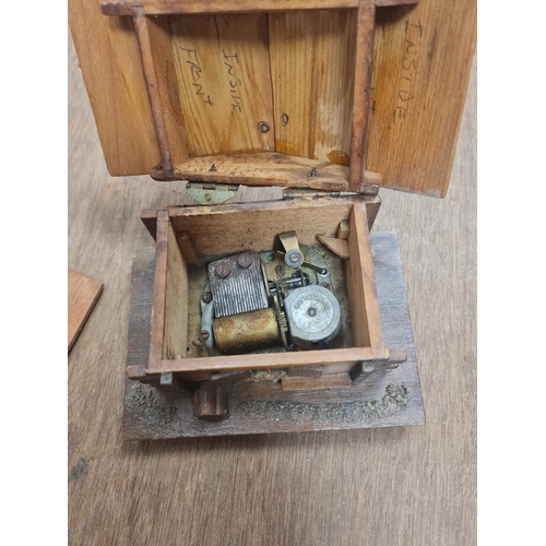 192 - Vintage musical box needs repair