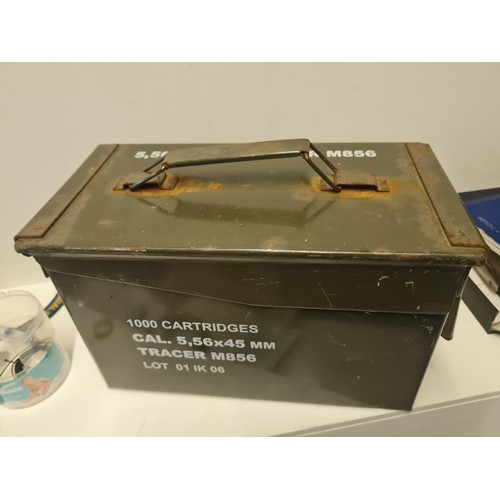 2M - Vintage ammo box