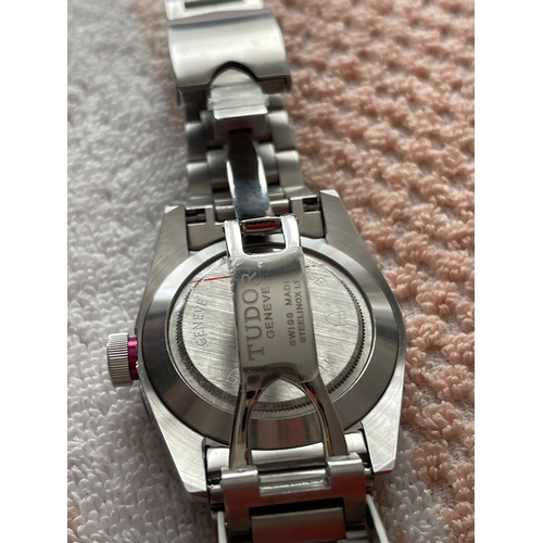 018O - Gents heavy duty watch 

Untested