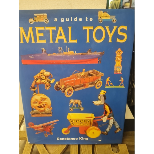 018C - Guide to Metal Toys-Constance King