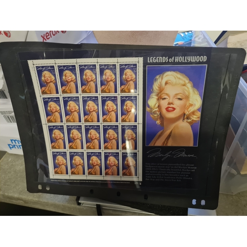 15X - Marilyn monroe stamps