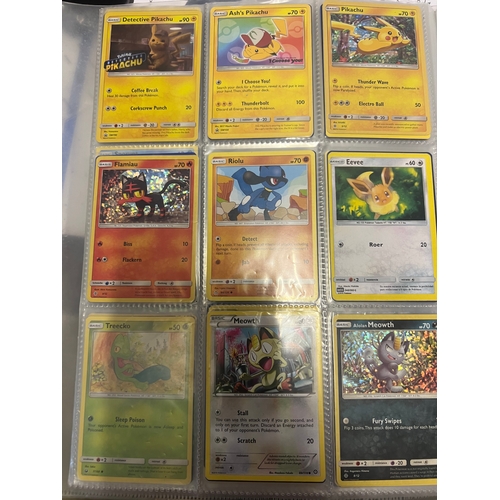 016K - Huge folder of Pokémon cards