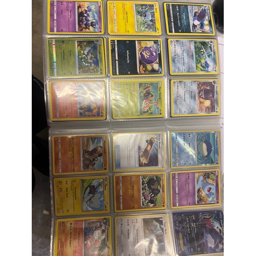 016K - Huge folder of Pokémon cards
