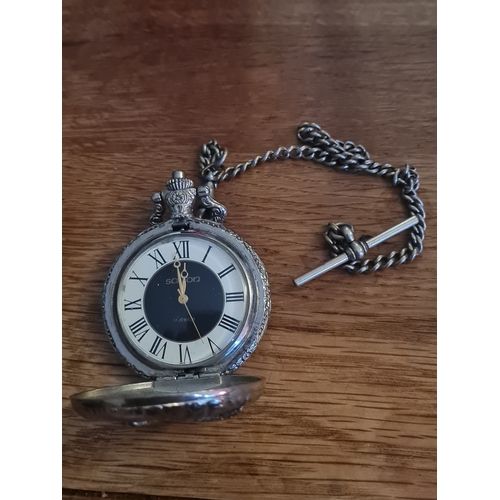 02L - Vintage saxon 17 jewels pocket watch