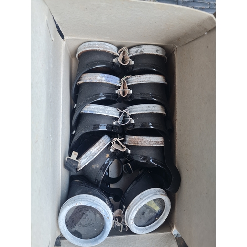 002P - Box of welding goggles