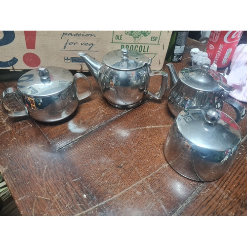 3N - Stainless Steel tea pot lot