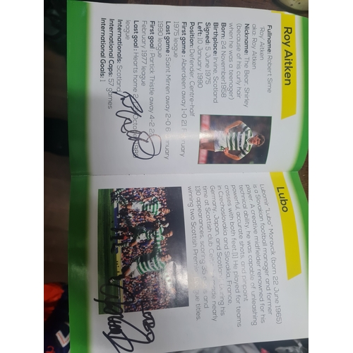 06Y - Signed celtic fc programme