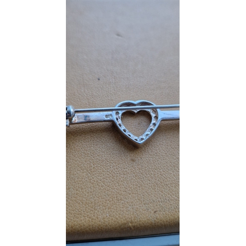 01W - . 925 silver brooch