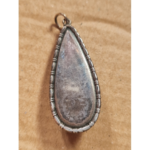 001U - Vintage silver large pendant