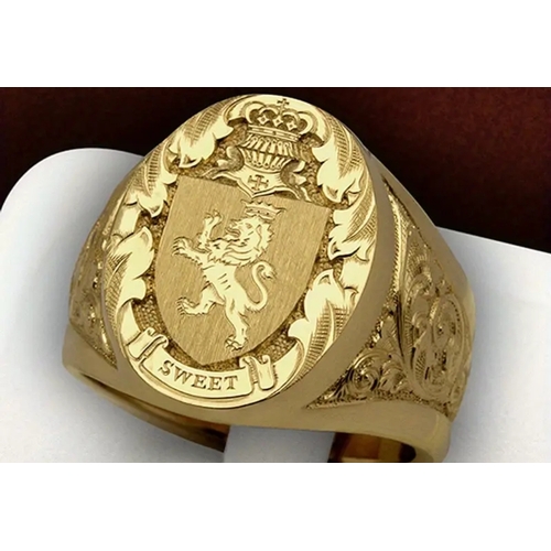 4Q - Large signet ring