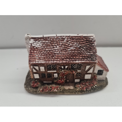 39 - Lilliput lane cottage