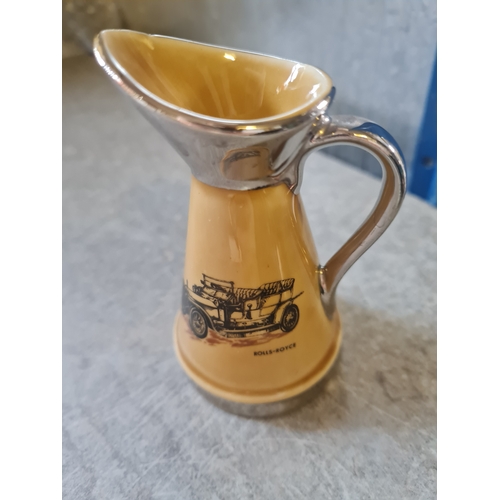 42 - Vintage wade small jug