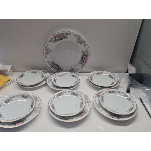 47 - 13pc tea set