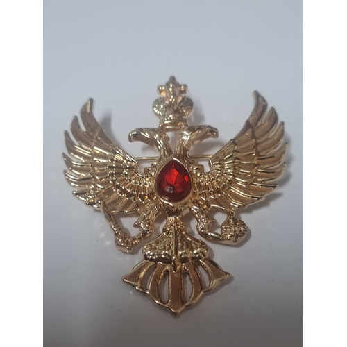 48 - Large eagle broach