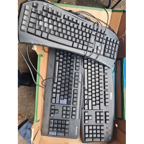 344 - Keyboard lot