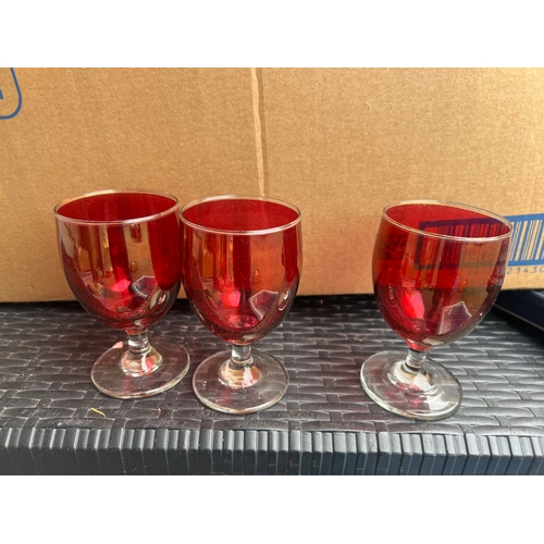 373 - 3 vintage wine glasses