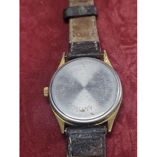 11Q - Vintage citron watch