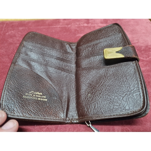 014B - Vintage leather wallet