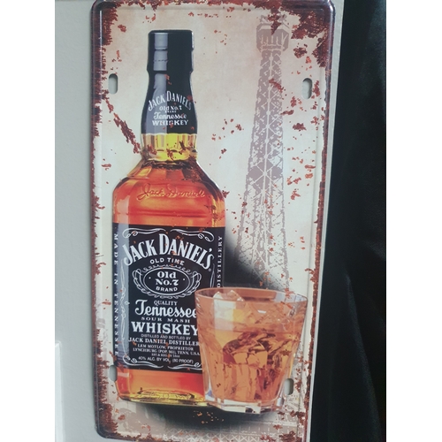 530 - Jack Daniels tin sign