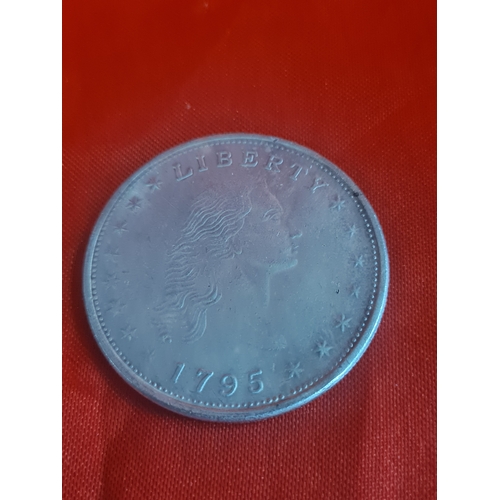 558 - Us coin

Replica