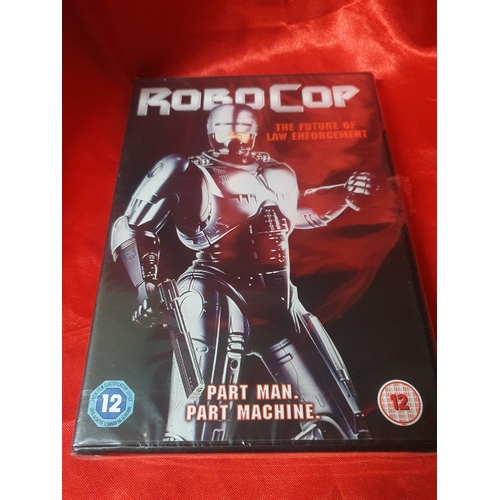 65P - Sealed robocop