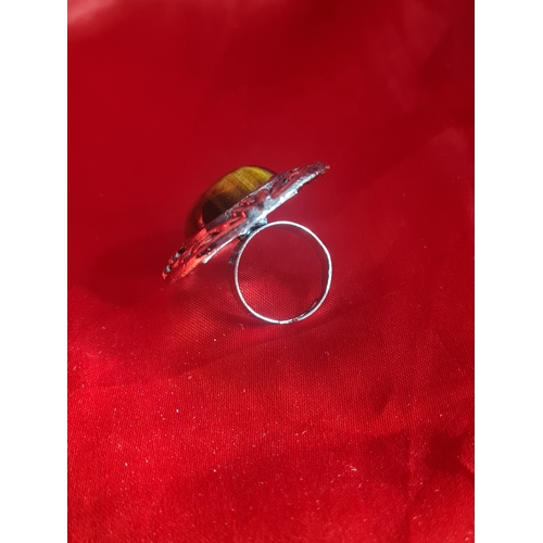 007G - Large ladies ring