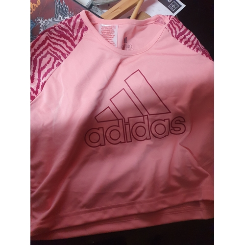 176R - Adidas top