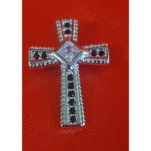 023 - Silver 925 Cross Pendant