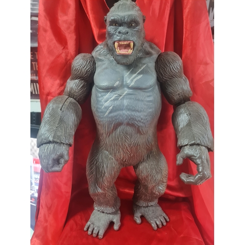 5R - Large KING KONG figure