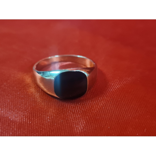 16U - Gents large ring