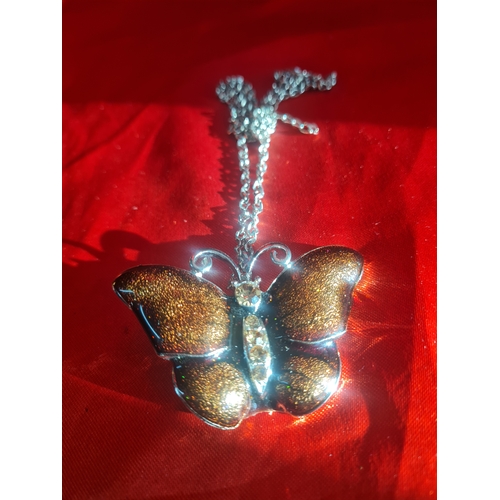 2P - Large butterfly pendant & chain