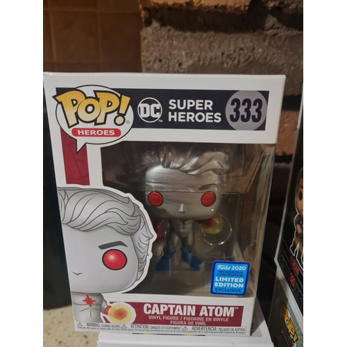 7T - Boxed funko pop captain atom