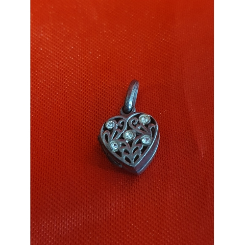 6H - Vintage silver 925 heart pendant locket