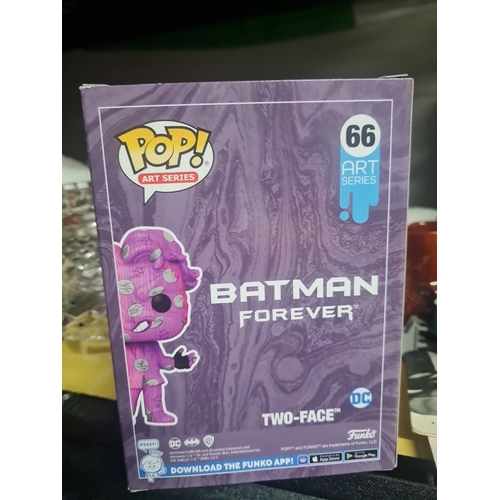 4P - Batman funko pop 2 face