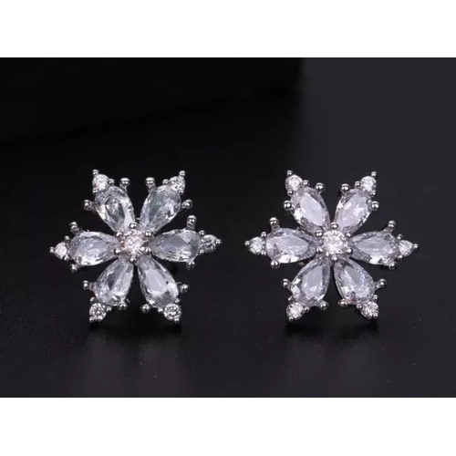 13S - Snowflake Stud Earrings 925 Sterling Silver