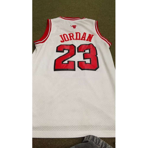 6T - Bulls nba jordan basketball top