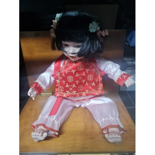 1Q - Vintage foreign cermanic doll