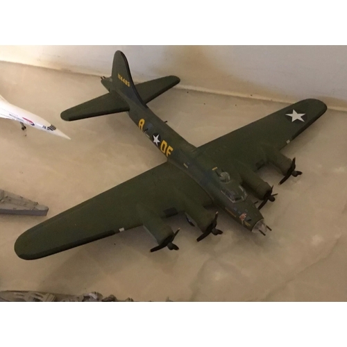 1T - Large model plane