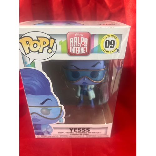 23 - Funko pop yesss