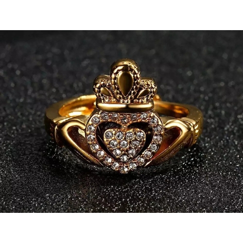 54 - Claddagh ring